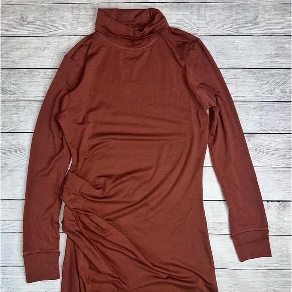 Athleta Industry Turtleneck Dress in Havana Brown Long Sleeve Midi Size Small - Picture 6 of 9